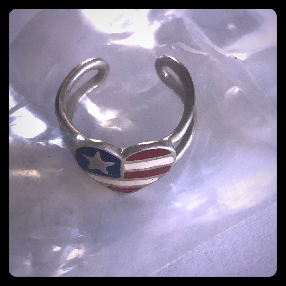 NIB Toe Ring